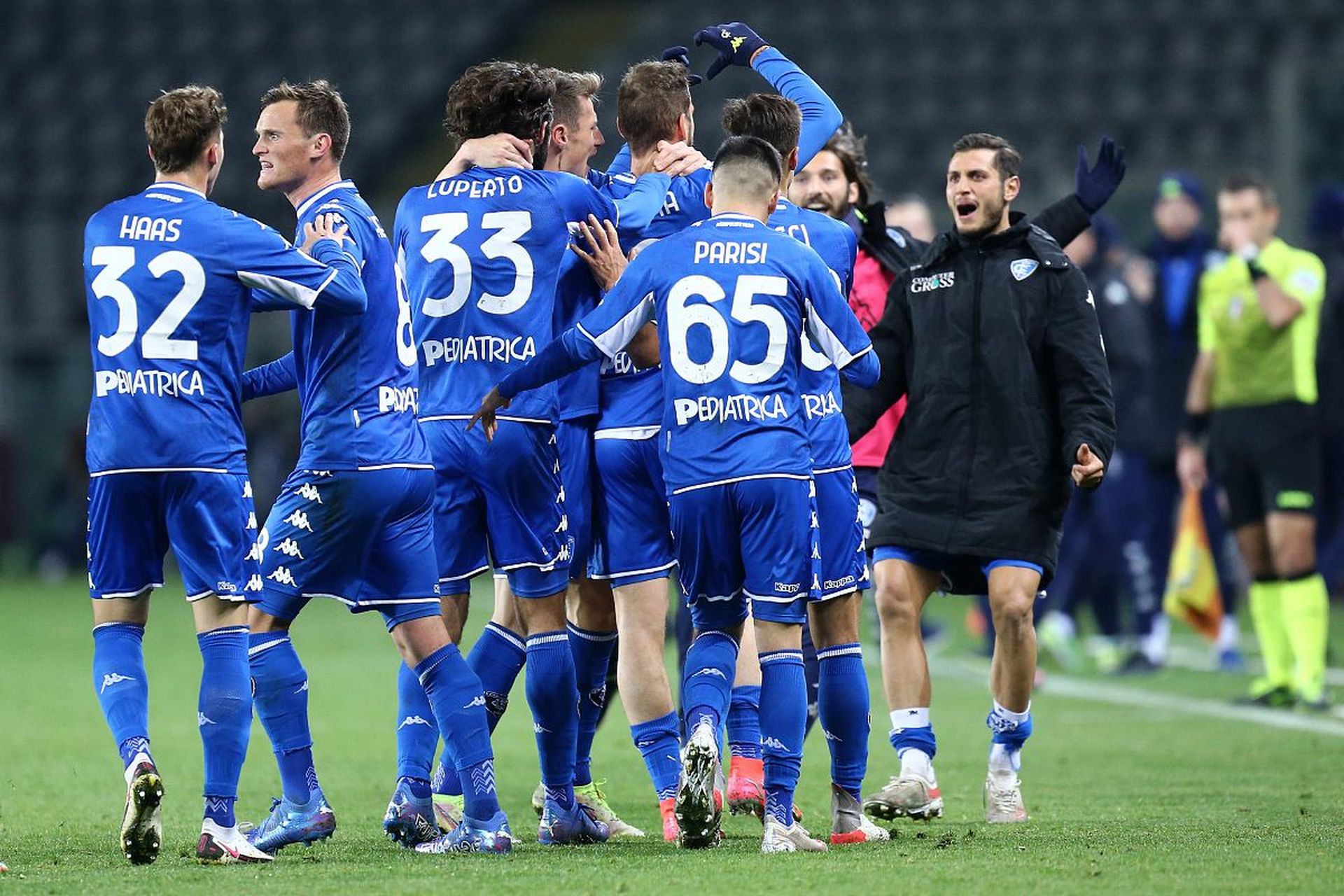 严峻考验 严峻考验